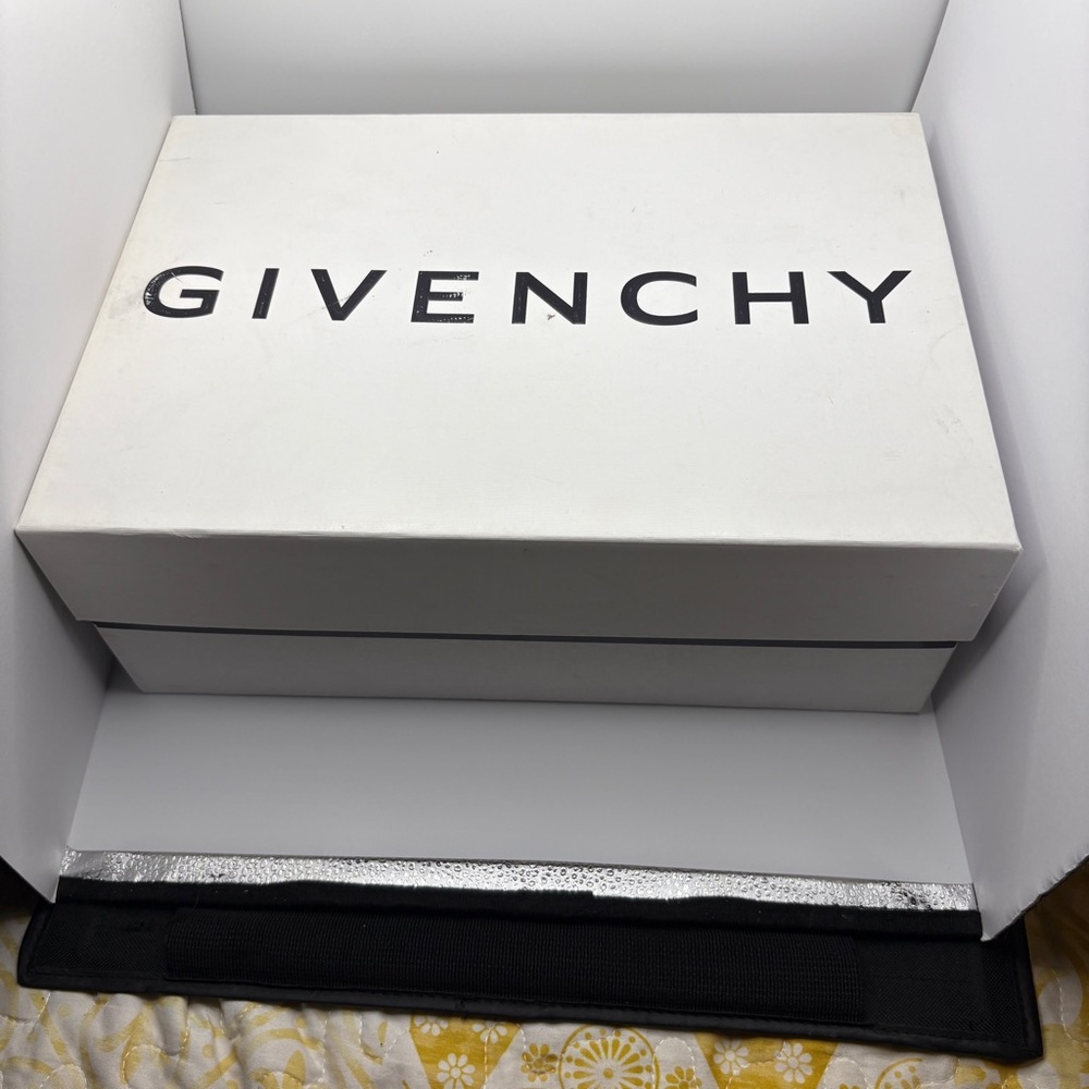 Authentic Givenchy Women’s Sneakers Size 40